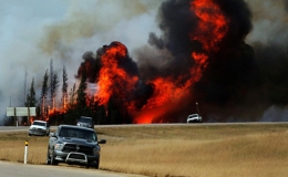 Cháy rừng ở Canada ngày càng vượt quá tầm kiểm soát