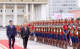 Lễ đón chính thức Thủ tướng Nguyễn Xuân Phúc tại Thủ đô Ulan Bator, Mông Cổ