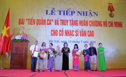 Gia đình cố nhạc sĩ Văn Cao hiến tặng bài “Tiến quân ca”
