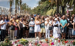 Pháp tưởng nhớ các nạn nhân bị sát hại trong ngày Quốc khánh