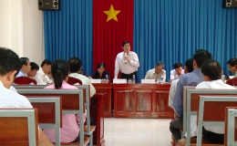 Chủ tịch UBND tỉnh tiếp xúc dân KCN Long Giang