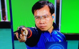 Hoàng Xuân Vinh đoạt HCB 50m súng ngắn bắn chậm