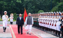 Thủ tướng Nguyễn Xuân Phúc chủ trì lễ đón Thủ tướng Ấn Độ