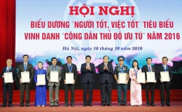 Hà Nội vinh danh 9 “Công dân Thủ đô ưu tú” năm 2016
