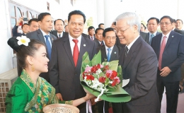 Tổng Bí thư Nguyễn Phú Trọng kết thúc tốt đẹp chuyến thăm hữu nghị chính thức nước CHDCND Lào
