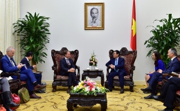 Phó Thủ tướng Vương Đình Huệ tiếp Đại sứ EU tại Việt Nam