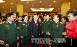 Tổng Bí thư gặp mặt đại biểu phụ nữ quân đội tiêu biểu