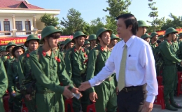 Lãnh đạo tỉnh Tiền Giang dự lễ giao quân năm 2017