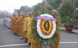 Ban trị sự Phật giáo tỉnh viếng nghĩa trang liệt sĩ nhân lễ Phật Đản