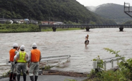 20.000 người ở Nhật Bản phải sơ tán vì mưa lớn