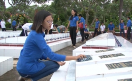 Trên 500 đoàn viên thanh niên vệ sinh môi trường tại Nghĩa trang Liệt sỹ tỉnh Tiền Giang