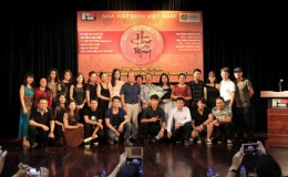 Đạo diễn Singapore dựng Hồng lâu mộng cho sân khấu Việt