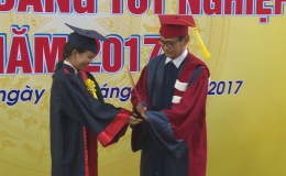 Trường Đại học Tiền Giang phát bằng tốt nghiệp năm 2017