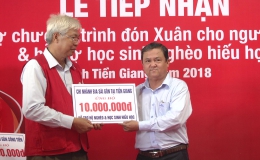 Bia Sài Gòn tặng 200 triệu đồng cho chương trình đón xuân cho người nghèo