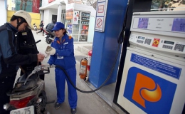Giá xăng không thay đổi, giá dầu diesel tăng 150 đồng/lít