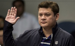 Con trai Tổng thống Philippines từ chức phó thị trưởng