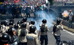 Cướp bóc và biểu tình tiếp diễn tại miền Nam Venezuela
