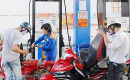 Giá xăng dầu giảm nhẹ trên 300 đồng/lít