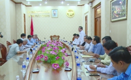 Chủ tịch UBND tỉnh tiếp lãnh đạo tỉnh Long An và nhà đầu tư khu công nghiệp.