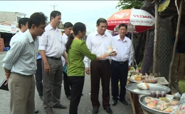 Chủ tịch tỉnh Tiền Giang kiểm tra an toàn vệ sinh thực phẩm