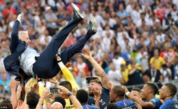 Pháp vô địch World Cup 2018, HLV Deschamps đi vào lịch sử