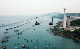 Những góc đẹp lạ của Nam Phú Quốc nhìn từ cáp treo Hòn Thơm