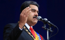 Tổng thống Venezuela Maduro thoát ám sát giữa bài phát biểu