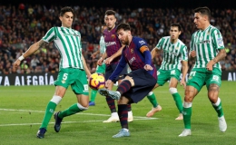 Messi trở lại, Barcelona thua tệ hại Real Betis ở Nou Camp