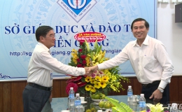Lãnh đạo tỉnh Tiền Giang chúc mừng ngày Nhà giáo Việt Nam