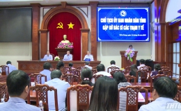 Lãnh đạo UBND tỉnh Tiền Giang gặp gỡ các bác sĩ đang công tác tại Trạm Y tế xã