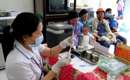 Tiền Giang triển khai tiêm vắc xin ComBE Five