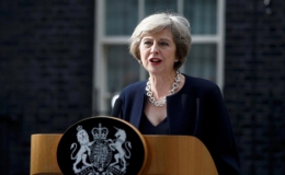 Vượt qua bỏ phiếu bất tín nhiệm: Bà May quyết tâm theo đuổi Brexit