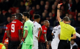 Bi kịch thẻ đỏ Pogba, Man United thua thảm tại Old Trafford