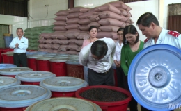 Kiểm tra an toàn vệ sinh thực phẩm cơ sở sản xuất cà phê và đậu phộng
