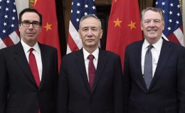Chính quyền ông Trump bất ngờ hoãn áp thuế lên hàng hóa Trung Quốc