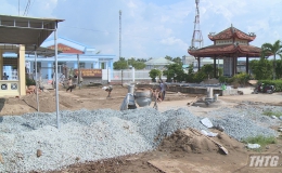 Chủ tịch UBND tỉnh Tiền Giang kiểm tra tiến độ xây dựng nông thôn mới xã Tân Phong