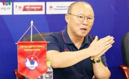 HLV Park Hang Seo và U23 Việt Nam được săn đón tại Hàn Quốc