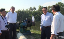 Ông Lê Văn Nghĩa kiểm tra tình hình cung cấp nước sản xuất tại Thị xã Gò Công
