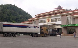 1.000 xe hàng ùn ứ, Lạng Sơn đề xuất tạm dừng tiếp nhận ở cửa khẩu Tân Thanh