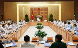 Thủ tướng chủ trì phiên họp Tiểu ban KT-XH về bổ sung, cập nhật các dự thảo văn kiện