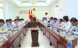 Phó Chủ tịch UBND tỉnh Tiền Giang kiểm tra việc phân lô, bán nền tại huyện Tân Phước