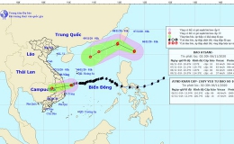 Gần Biển Đông lại có bão, áp thấp nhiệt đới gây mưa lớn ở miền Trung