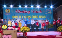 Khu Công nghiệp Long Giang tổ chức chương trình văn nghệ đón Tết cùng công nhân