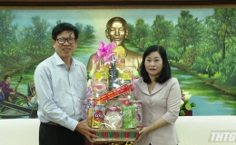Giám đốc Học viện Chính trị Khu vực IV thăm và chúc Tết Tỉnh ủy Tiền Giang