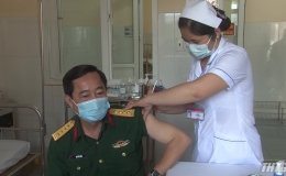 Tiền Giang tiêm vaccine Covid-19 đợt 1 cho quân nhân
