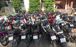 Công an Tiền Giang tạm giữ 110 xe mô tô và 90 thanh thiếu niên tụ tập, đua xe trên Quốc lộ 1