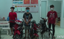 Công an Thị xã Cai Lậy xử lý nhóm thanh niên tụ tập, chạy xe máy nẹt pô, đánh võng  