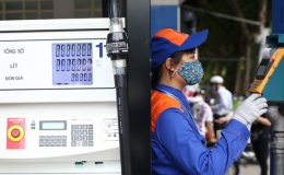 Giá xăng dầu chiều nay tăng “sốc“