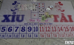 Công an Tiền Giang bắt quả tang tụ điểm cờ bạc tại huyện Cái Bè