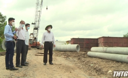 Phó chủ tịch UBND tỉnh kiểm tra tiến độ giải phóng mặt bằng cầu Mỹ Thuận 2